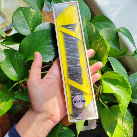 Vintage Black Watchband - Picture 3 of 7